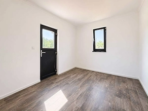 Casa de vânzare   construcție nouă - Gepiu - IMOBIHOR - 107 900   - imagine 8