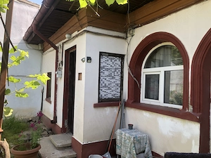 Proiect casă pe pământ   necesită renovare totală, curte 85 mp, garaj+anexa - imagine 4