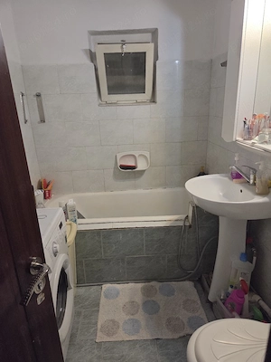 Apartament 3 decomandate 2 bai - imagine 4