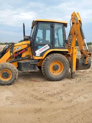 Romway angajează operator buldoexcavator JCB pt șantierul din Timișoara  - imagine 2