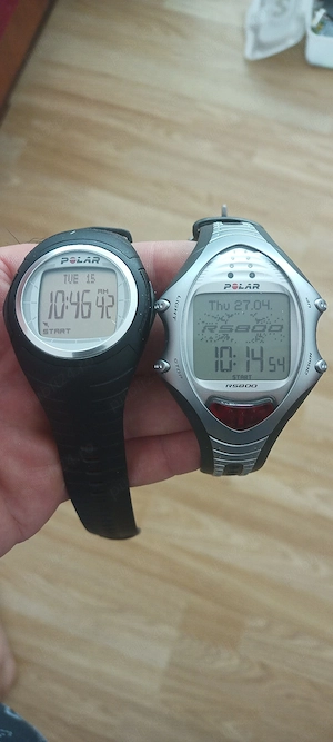 ceas polar F4 și ceas polar rs800