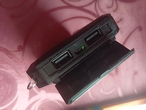Încărcător Solar (Power Bank Solar) 30.000 mAh