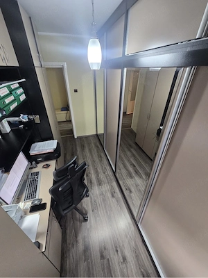 Apartament cu 4 camere in Piata 25 Octombrie | Etaj 3 - imagine 12