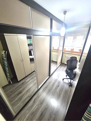Apartament cu 4 camere in Piata 25 Octombrie | Etaj 3 - imagine 8