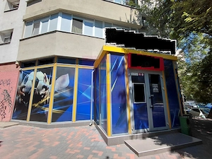Vând spațiu comercial in zona Titan