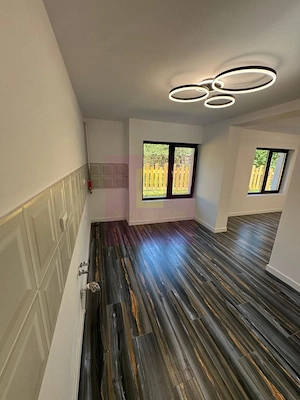 Casa de vanzare cu 2 apartamente in Azuga - imagine 14
