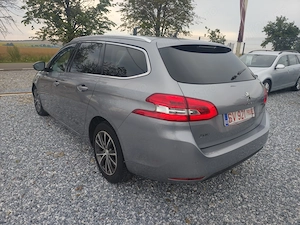 Peugeot 308 SW 1.6 BlueHDi STYLE Automată 2015 10 - imagine 4