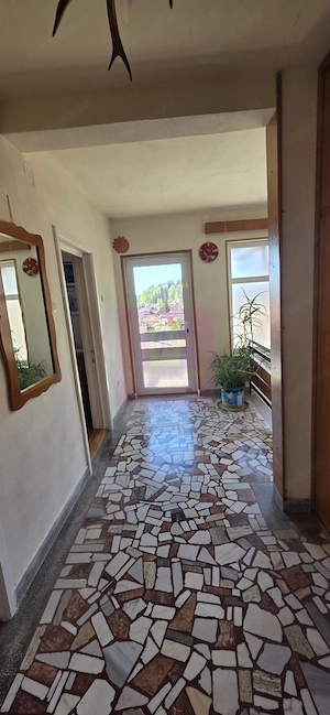 Casa de vanzare cu 6 camere in Busteni - imagine 12