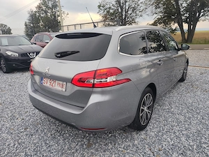 Peugeot 308 SW 1.6 BlueHDi STYLE Automată 2015 10 - imagine 3
