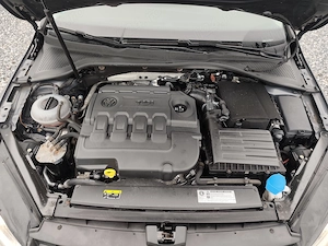 Volkswagen Golf VII 1.6 TDI | Ediție Comfort & Tech 2017 12 - imagine 10