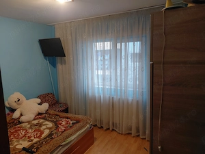 Vand apartament 2 camere semidecomandat  zona narcisa  - imagine 3