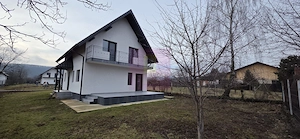 Vila de vanzare cu 4 camere in Brebu - imagine 3