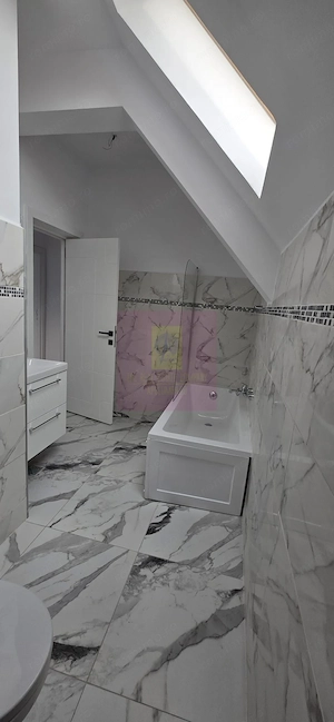 Vila de vanzare cu 4 camere in Brebu - imagine 11