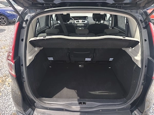 Renault Scenic 1.5DCi euro 5 2010 10 110cp - imagine 8