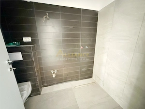 Duplex   6 Camere   3 Bai   Teren 250 mp - imagine 19