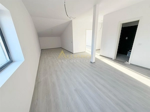 Duplex   6 Camere   3 Bai   Teren 250 mp - imagine 16