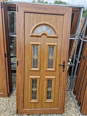 Usi stejar panel ornamental noi de la 1600 lei
