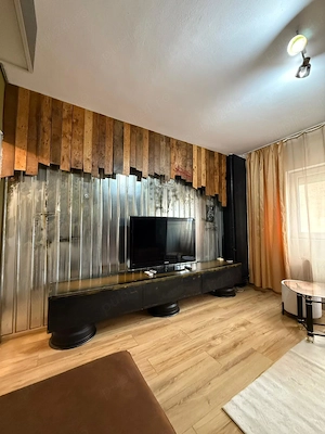 Apartament 1 camera decomandat, etaj 1 Micalaca - Miorita, renovat, mobilat, utilat, 37 mp - imagine 3