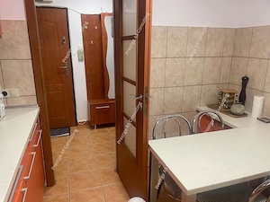Apartament 3 Camere | Etaj 1 | Str Bucureti-Medicina - imagine 3