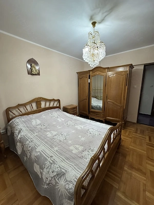 Vand apartament 3 camere ultracentral - imagine 9