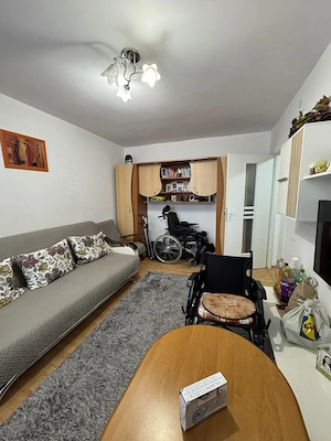 De vânzare apartament cu 3 camere  - imagine 3