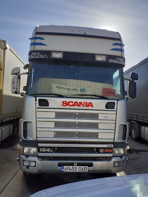 Scania V8,580