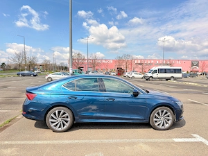 Skoda Octavia plug-in-hybrid  - imagine 4