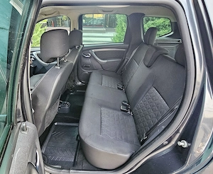 Dacia Duster 4x4 - an 2014 (model facelift) - euro 5 - 1.5 diesel - 110 c.p. - imagine 7