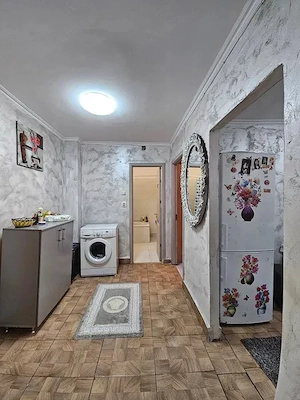 De Vanzare Apartament 2 Camere Decomandat - Zona Victoria / eMAG - imagine 6