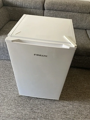 Frigider Finlux GN89 cu 1 usa, 77 litri, congelator & sertar pentru legume