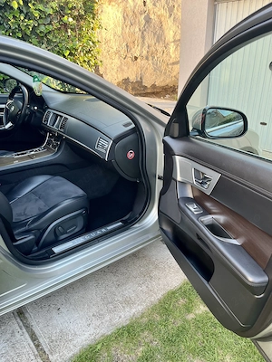 Jaguar xf 2.2 diesel in satre foarte buna - imagine 7