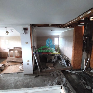 Apartament 3 camere si mansarda (zona Liceul nr.1 ) - imagine 10