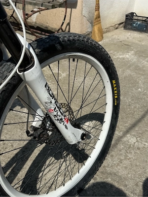 bicicletă de dirt jump 24Seven Slacker