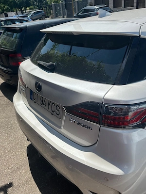 Lexus CT 200h 2016 impecabila doua randuri de roti - imagine 5