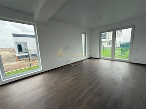 Casa moderna parter   3 Camere   2 Bai   Dressing   2 minute STV - imagine 9