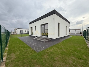 Casa moderna parter   3 Camere   2 Bai   Dressing   2 minute STV - imagine 2