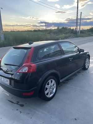   Volvo C30 2007 1.8 benzina - imagine 4