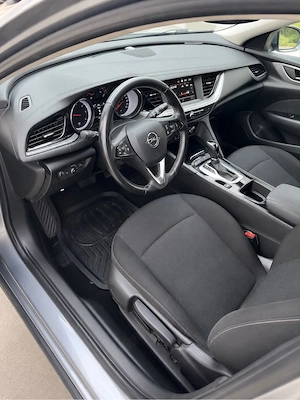 Vând Opel Insignia, an fabricație 2018, echipată cu motor 1.6 CDTI Diesel, cutie de viteze automată, - imagine 4
