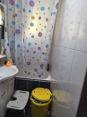 Vând apartament 3 camere et 1, zonă bună, îmbunătățiri - imagine 5