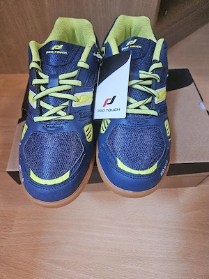 Adidasi Pro Touch