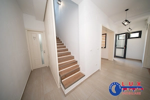 ID 6738 Vila P+M în zona 9 Mai - imagine 8