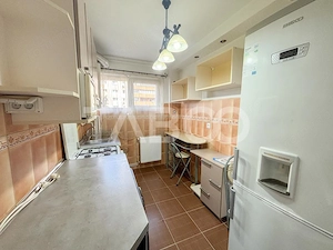 Apartament 2 camere decomandate de vanzare etaj intermediar Manastur - imagine 8