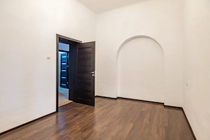 UNIVERSITATE-Oferta speciala-Vila interbelica P+1-Constanta - imagine 2