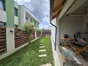 Apartament in casa insiruita, Dumbravita, 2 Dormitoare, Loc de parcare, Curte - imagine 9