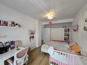 Apartament in casa insiruita, Dumbravita, 2 Dormitoare, Loc de parcare, Curte - imagine 6