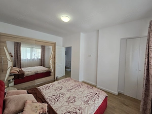 Apartament in casa insiruita, Dumbravita, 2 Dormitoare, Loc de parcare, Curte - imagine 4
