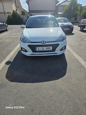 Vând Hyundai i20, fabricație 2019, motor 1.2 benzină - imagine 2