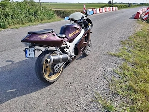 vând Suzuki gsx-r  - imagine 4