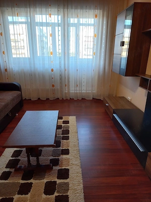 Închiriere apartament 2 camere  cu centrală proprie B-dul Bucuresti. 