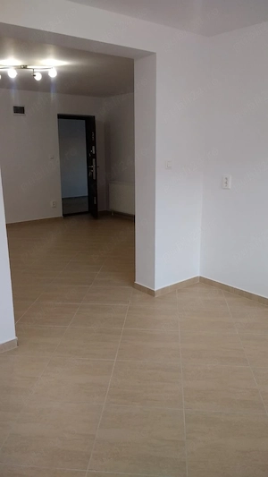 Proprietar închiriez spatiu - imagine 2